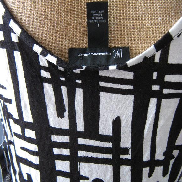 NWT Offwhite and Black Abstract INC Tunic/Dress - Picture 5 of 6
